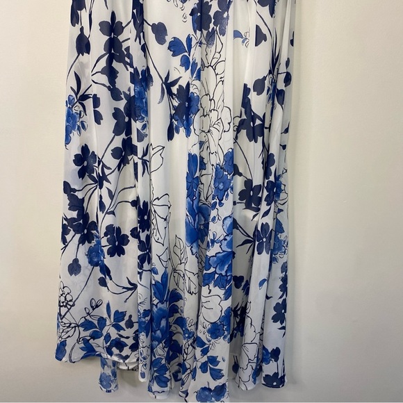 Signature by Robbie Lee Blue Floral Sleeveless Ruffles Flowy Maxi Dress 4P Y2K - Picture 12 of 14